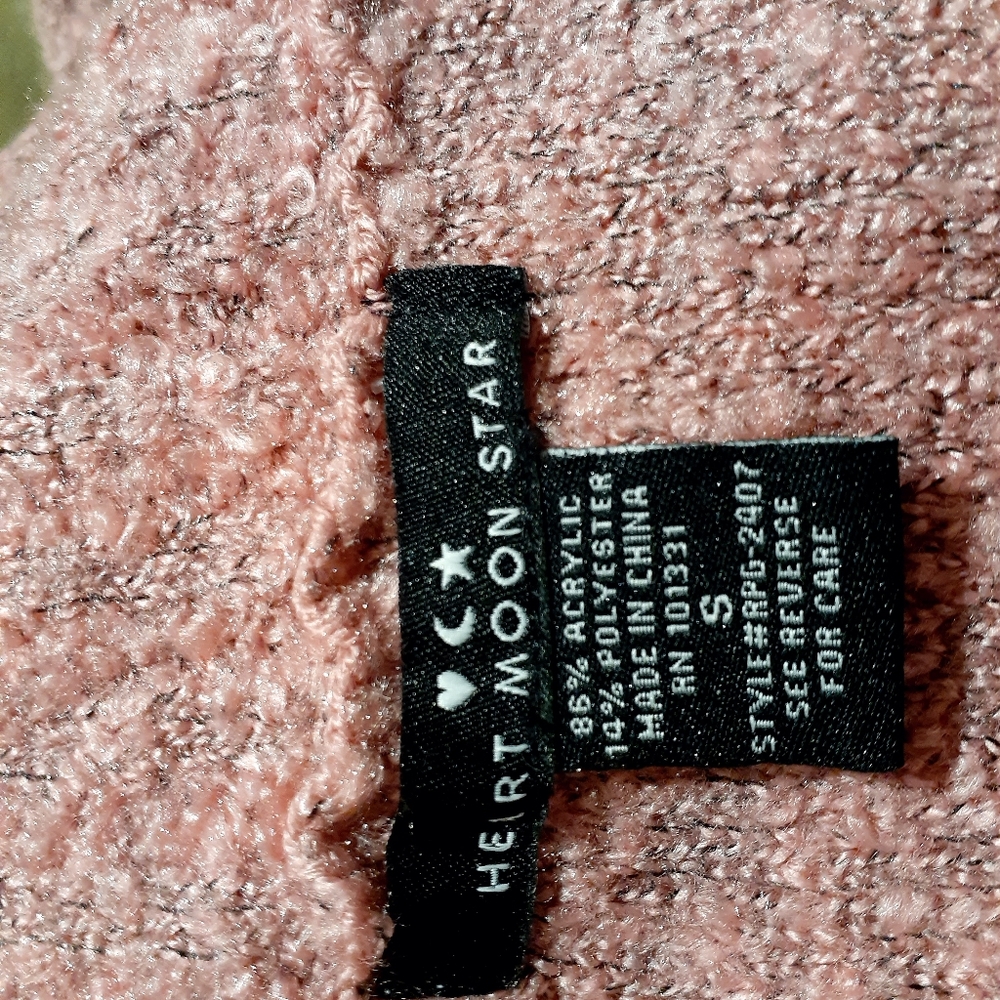 Pink top - Picture 3 of 3